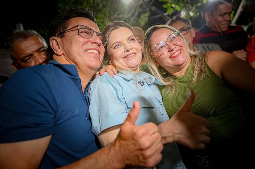Deputada é homenageada por sua dedicação ao povo parnaibano e piauiense Deputada é homenageada por sua dedicação ao povo parnaibano e piauiense