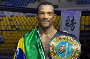 Do Piauí para o mundo: Bacai vence 'Super Saiyajin' e conquista cinturão na China (Foto: Reprodução)