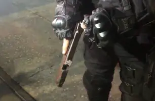 Dupla é presa suspeita de assaltos com simulacro de arma na zona Sul de Teresina (Foto: Reprodução)