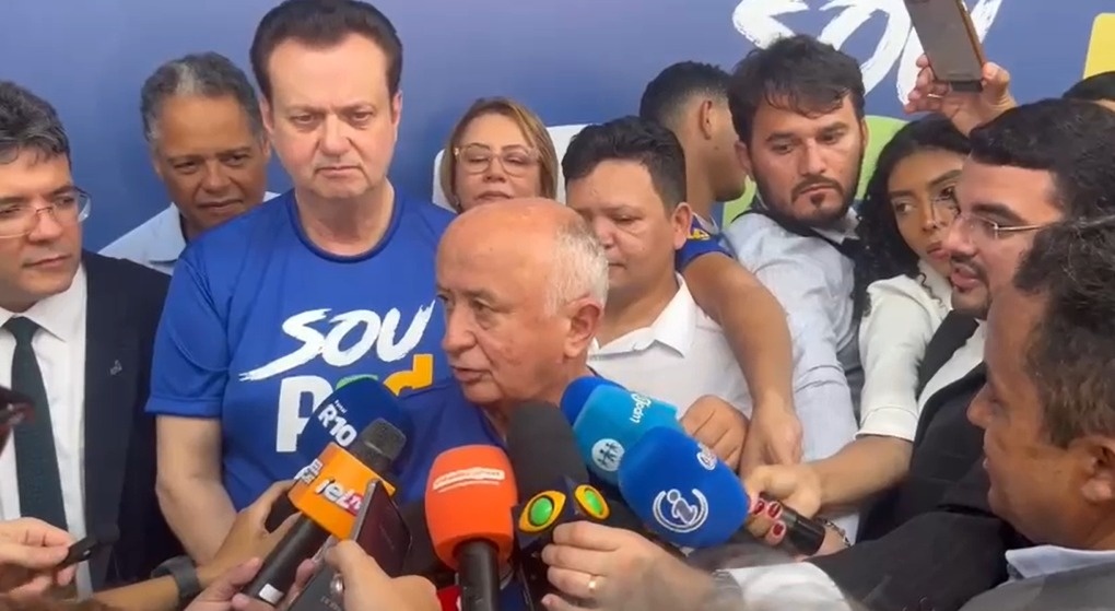 Encontro do PSD reúne lideranças para lançar Júlio César ao Senado