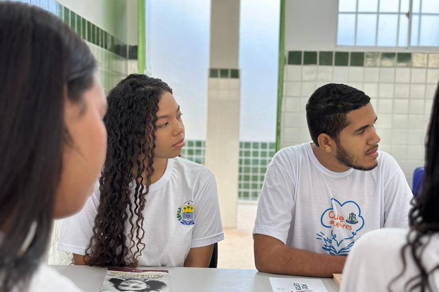 Escola movimenta férias com atividades lúdicas e criativas em Anísio de Abreu Escola movimenta férias com atividades lúdicas e criativas em Anísio de Abreu