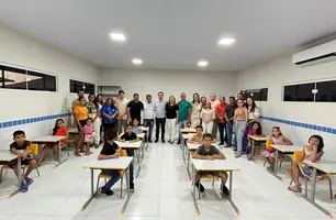Escola Tia Lala é reinaugurada com nova estrutura e fardamento em Caxingó (Foto: Reprodução)