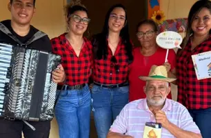 Esperantina leva arraiá a casas de pacientes do programa 'Melhor em Casa' (Foto: Reprodução)