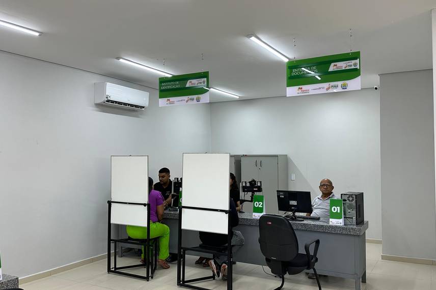 Governador inaugura escola, Espaço da Cidadania e asfalto em Altos Governador inaugura escola, Espaço da Cidadania e asfalto em Altos