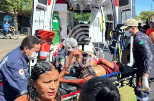 Homem tem mãos decepadas próximo a quadra de esportes após suposto furto (Foto: Conecta Piauí)