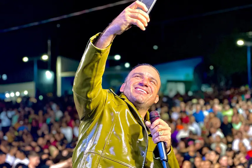 Palmeira do Piauí celebra 63 anos com shows de Amado Batista e Junior Vianna