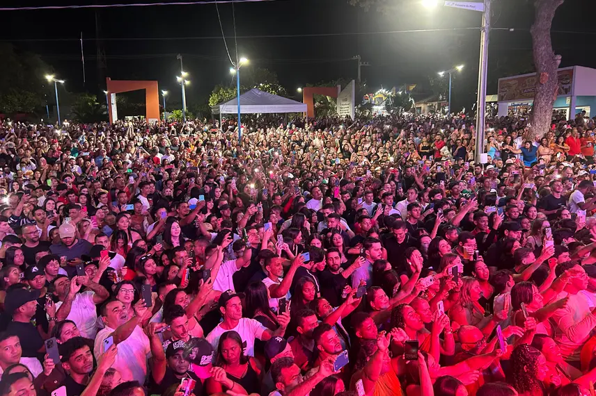 Palmeira do Piauí celebra 63 anos com shows de Amado Batista e Junior Vianna