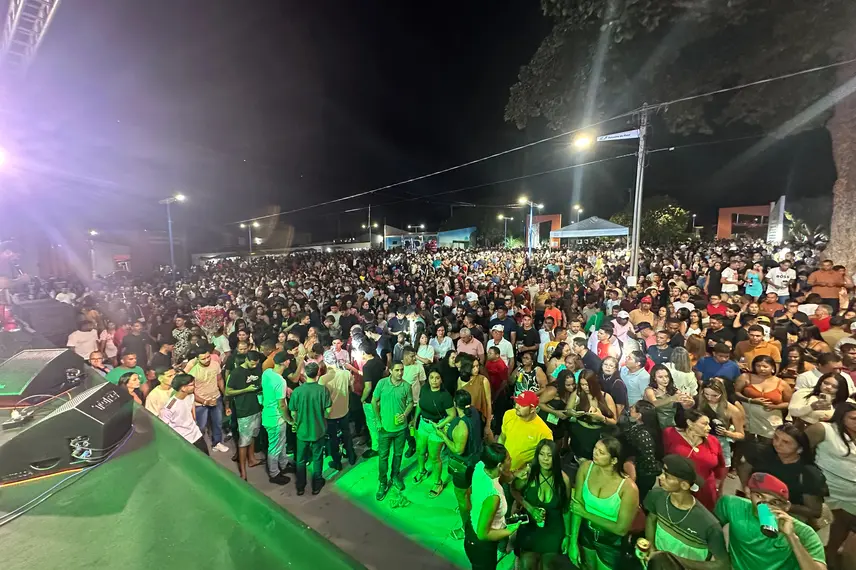 Palmeira do Piauí celebra 63 anos com shows de Amado Batista e Junior Vianna