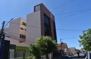 Prédio do SENAC (Serviço Nacional de Aprendizagem Comercial), fica localizado Rua Marcos Parente, 570, Centro (Foto: CCOM)