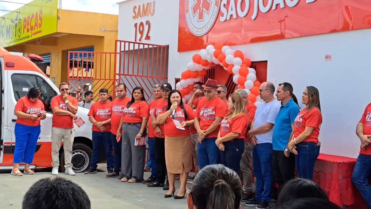 Prefeito Abdoral Melo inaugura base descentralizada do SAMU em São João do Arraial