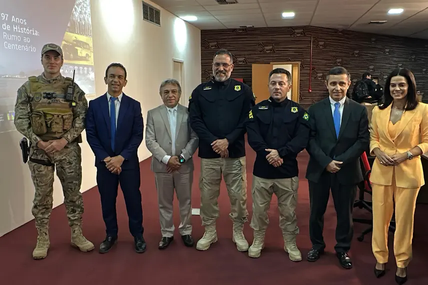 PRF celebra 97 anos de força na segurança com solenidade nacional em Teresina