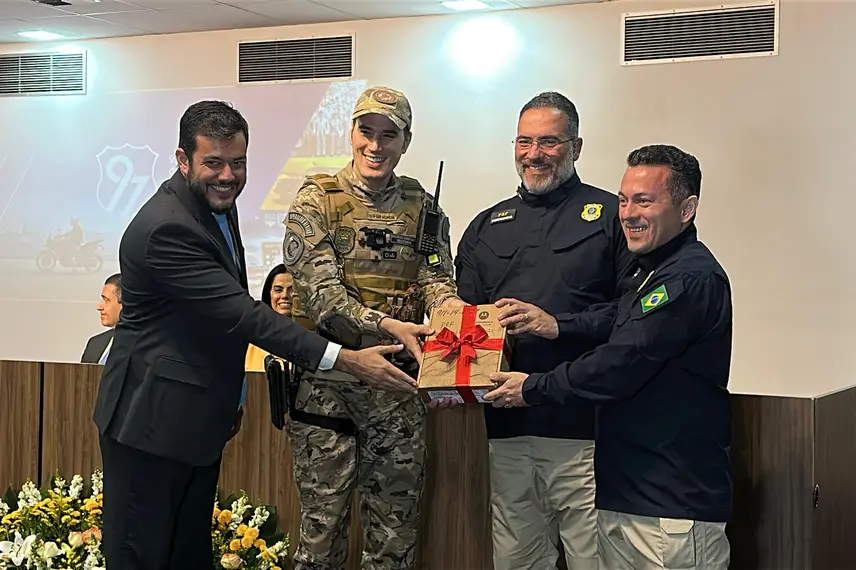 PRF celebra 97 anos de força na segurança com solenidade nacional em Teresina