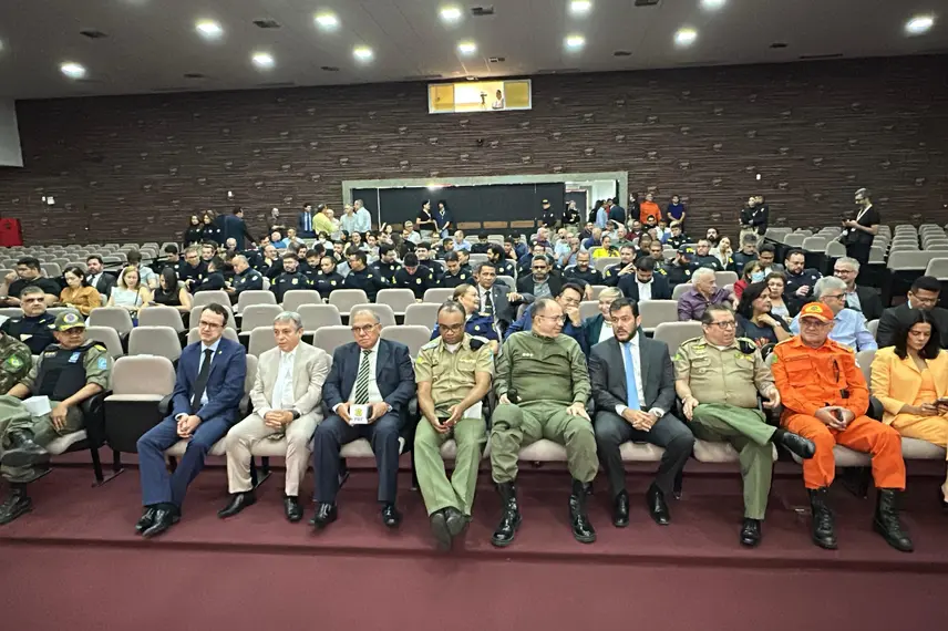 PRF celebra 97 anos de força na segurança com solenidade nacional em Teresina