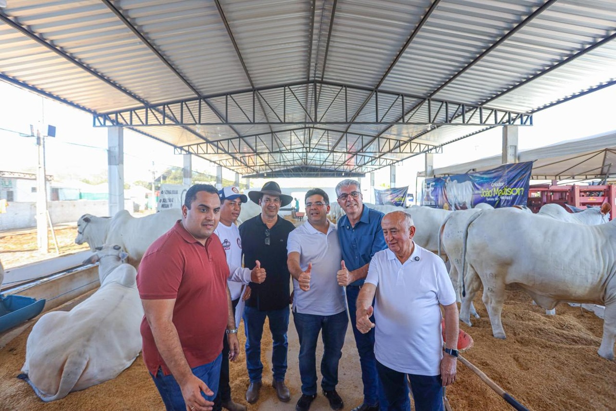 Rafael Fonteles entrega obras em Corrente e participa da Expocorrente 2025