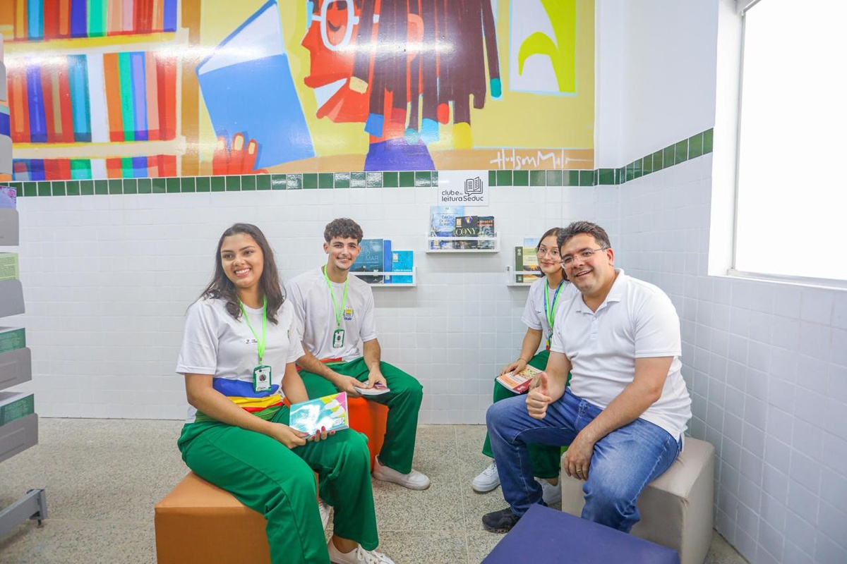 Rafael Fonteles entrega obras em Corrente e participa da Expocorrente 2025