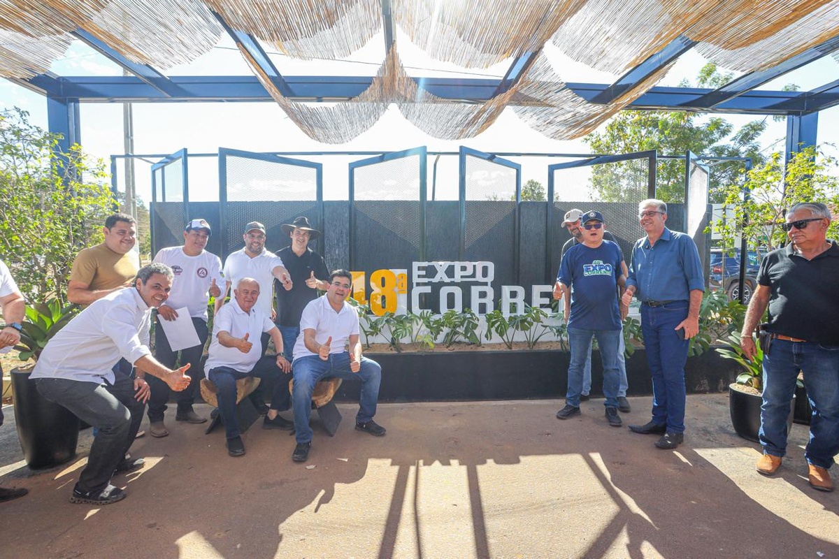 Rafael Fonteles entrega obras em Corrente e participa da Expocorrente 2025