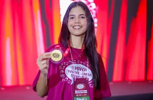 Seduc realiza pagamento de bolsas a 208 estudantes medalhistas da Olimpíada Piauiense de Língua Portuguesa (OLINPI) (Foto: Reprodução/Gov)