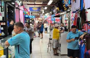 SSP realiza ação educativa contra comércio ilegal de joias no Centro de Teresina (Foto: Conecta Piauí)