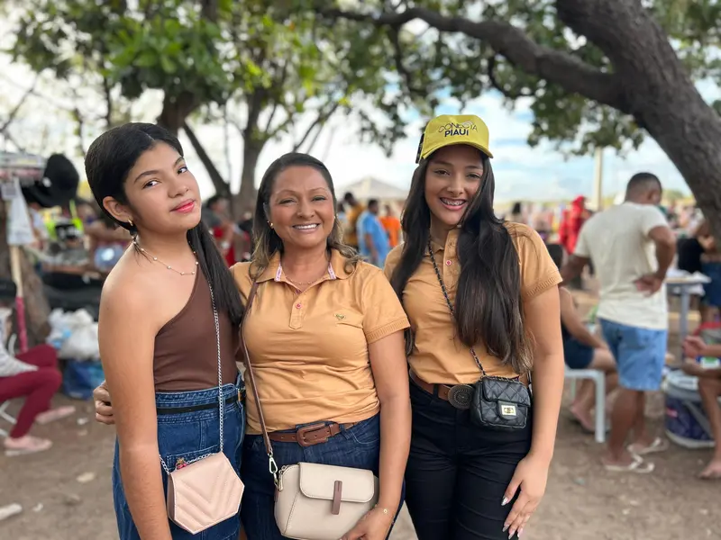 Tradicional corrida com cavalos empolga vaqueiros e moradores em Demerval Lobão