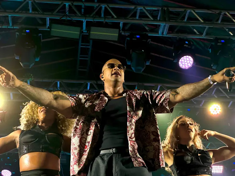 Urufolia 2025: primeira noite reúne multidão em Uruçuí ao som de Léo Santana