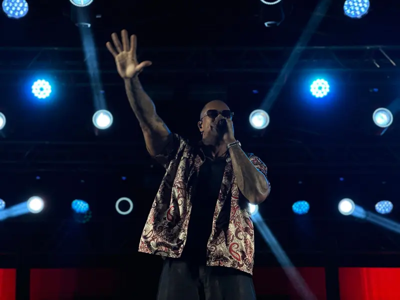 Urufolia 2025: primeira noite reúne multidão em Uruçuí ao som de Léo Santana