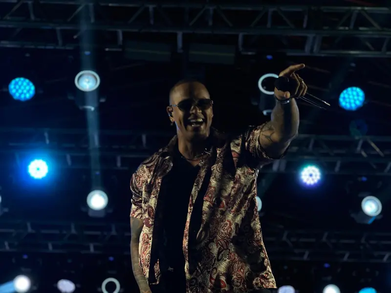 Urufolia 2025: primeira noite reúne multidão em Uruçuí ao som de Léo Santana