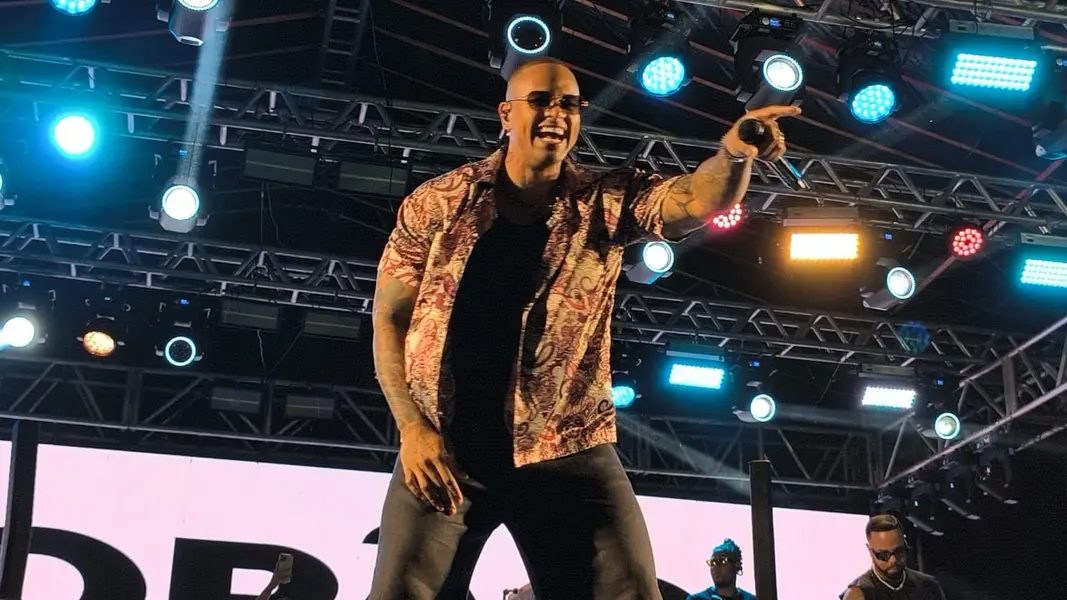 Urufolia 2025: primeira noite reúne multidão em Uruçuí ao som de Léo Santana