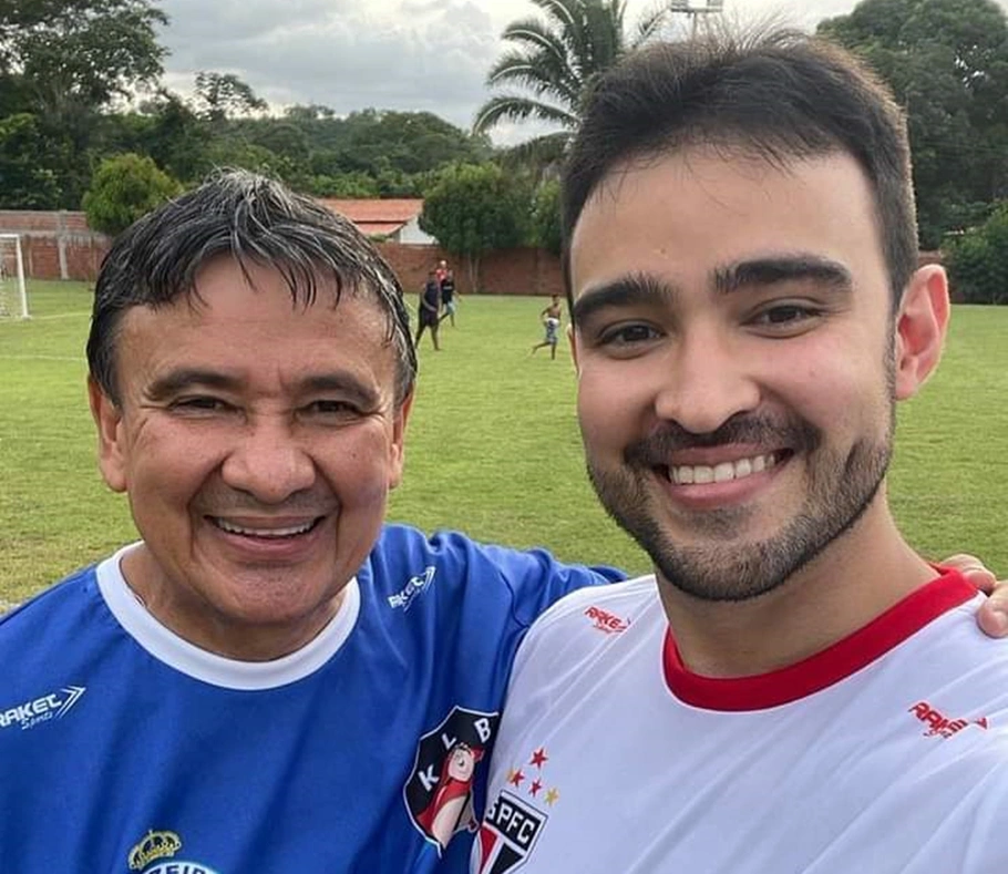 Wellington e Vinicius Dias.