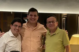 Advogado Carlos Júnior, conselheiro Marcelo Terto e presidente do TRE, Sebastião Martins. (Foto: Reprodução.)