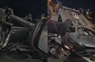 Carro capota próximo ao Setor de Esportes da UFPI, na zona Leste de Teresina (Foto: Reprodução/Redes sociais)