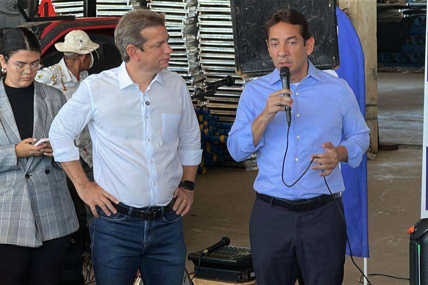 Codevasf realiza mega entrega a 35 municípios piauienses Codevasf realiza mega entrega a 35 municípios piauienses