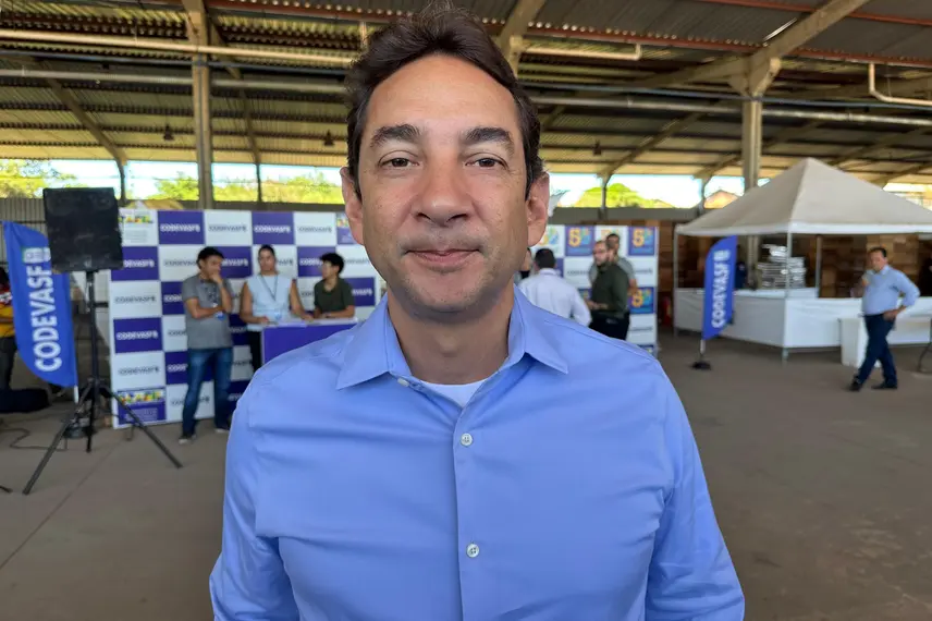 Codevasf realiza mega entrega a 35 municípios piauienses