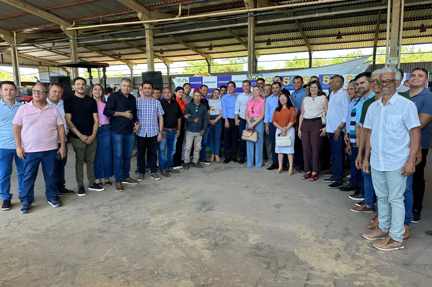 Codevasf realiza mega entrega a 35 municípios piauienses