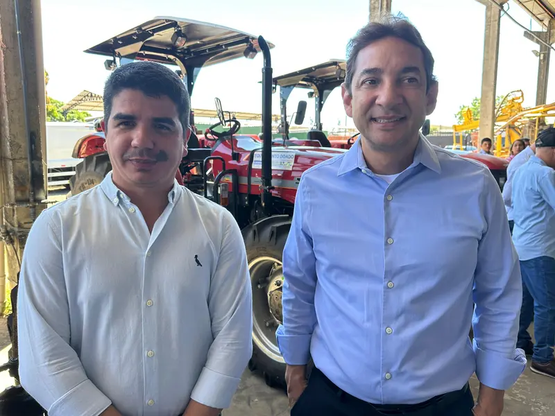 Codevasf realiza mega entrega a 35 municípios piauienses