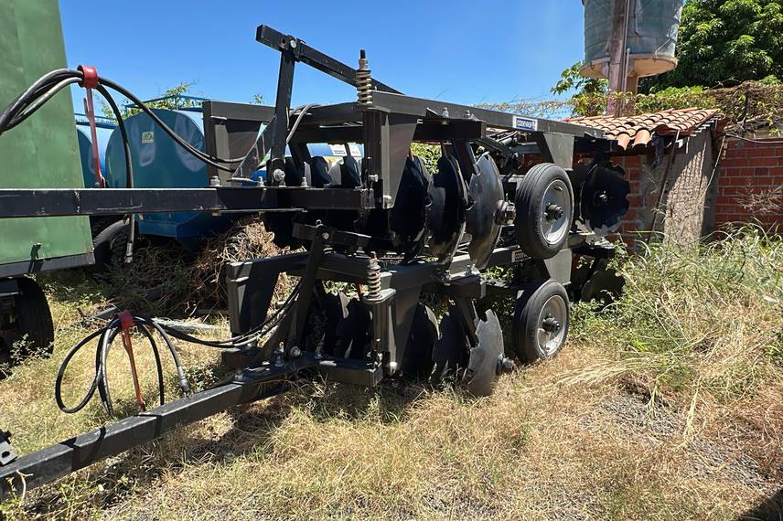 Codevasf realiza mega entrega a 35 municípios piauienses Codevasf realiza mega entrega a 35 municípios piauienses