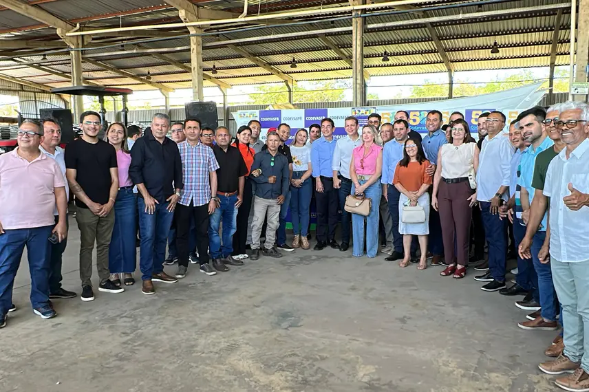 Codevasf realiza mega entrega a 35 municípios piauienses