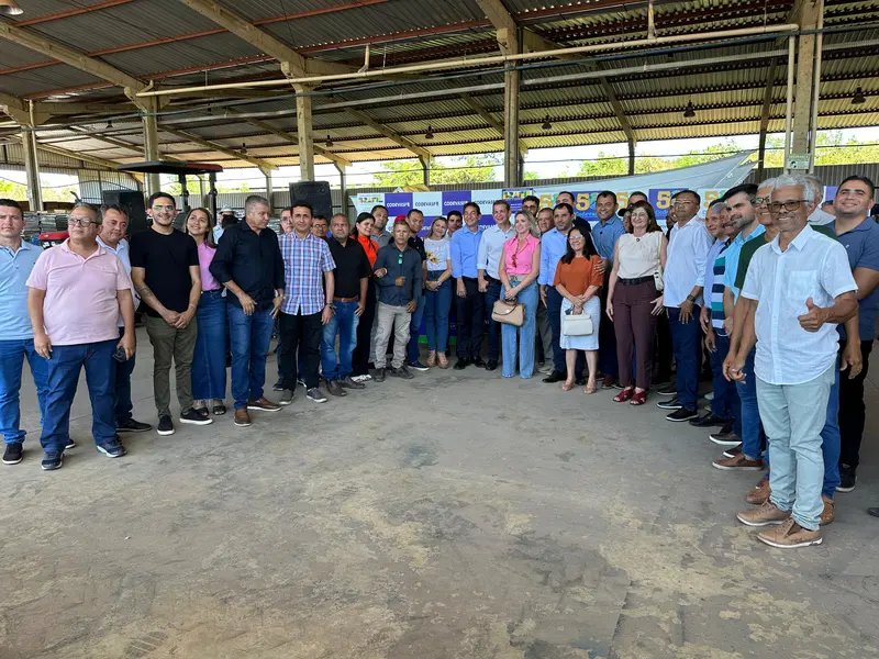 Codevasf realiza mega entrega a 35 municípios piauienses