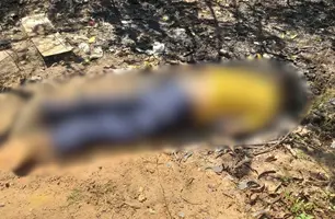 Corpo é encontrado em área de mata no bairro São Joaquim, zona Norte de Teresina (Foto: Reprodução)