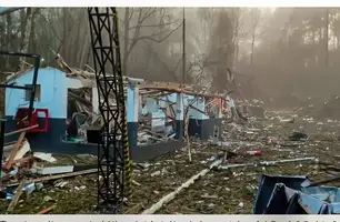 Empresa confirma 9 mortes em explosão de fábrica no Paraná (Foto: Corpo de Bombeiros do Paraná)