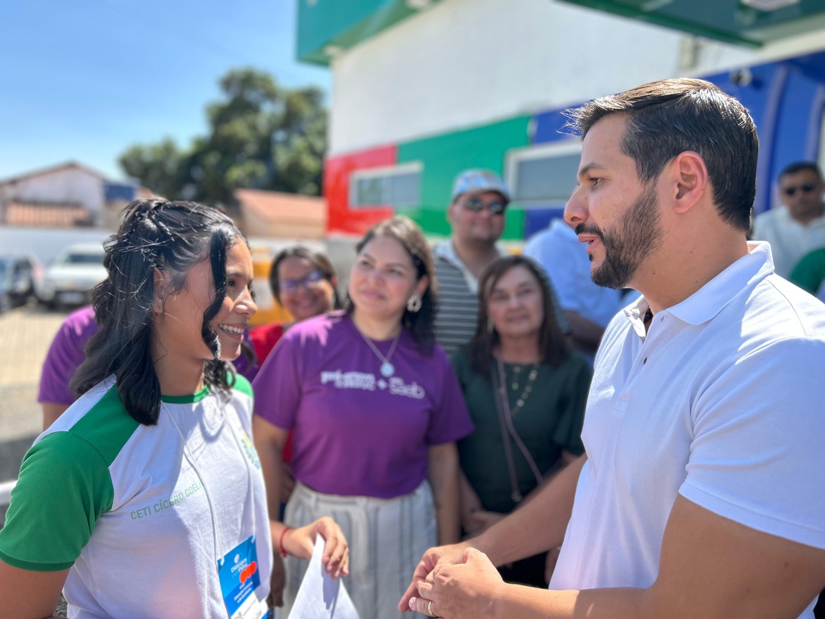 Fonteles cumpre agenda em Uruçuí com entregas e plenária do Diálogos pelo Piauí