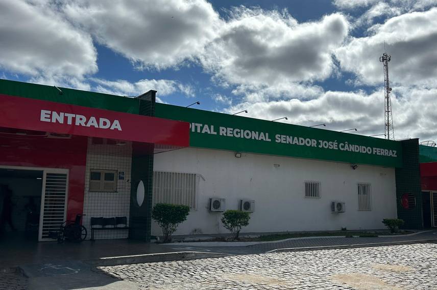 Governador entrega escola de tempo integral e visita obras em São Raimundo Nonato Governador entrega escola de tempo integral e visita obras em São Raimundo Nonato