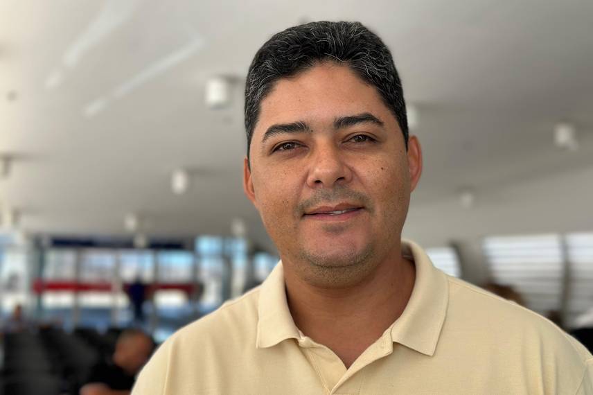 Governador entrega escola de tempo integral e visita obras em São Raimundo Nonato Governador entrega escola de tempo integral e visita obras em São Raimundo Nonato