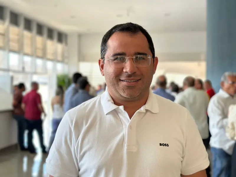 Governador entrega escola de tempo integral e visita obras em São Raimundo Nonato