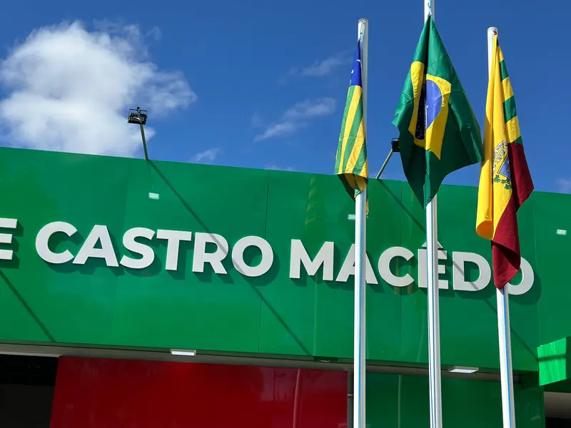 Governador entrega escola de tempo integral e visita obras em São Raimundo Nonato