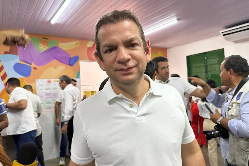 Governador entrega escola de tempo integral e visita obras em São Raimundo Nonato