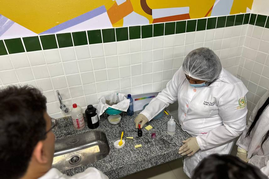 Governador entrega escola de tempo integral e visita obras em São Raimundo Nonato Governador entrega escola de tempo integral e visita obras em São Raimundo Nonato