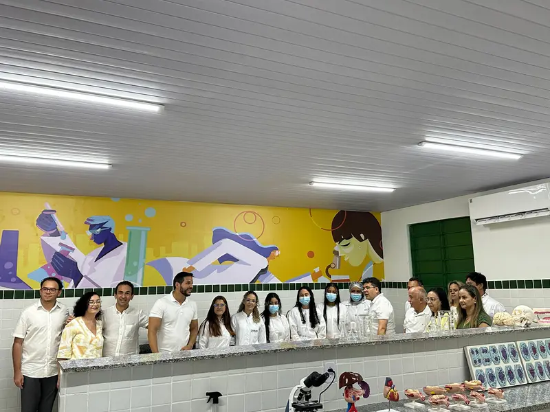 Governador entrega escola de tempo integral e visita obras em São Raimundo Nonato