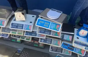 Imepi apreende 50 balanças irregulares em mercados de Teresina durante operação (Foto: Reprodução/Imepi)