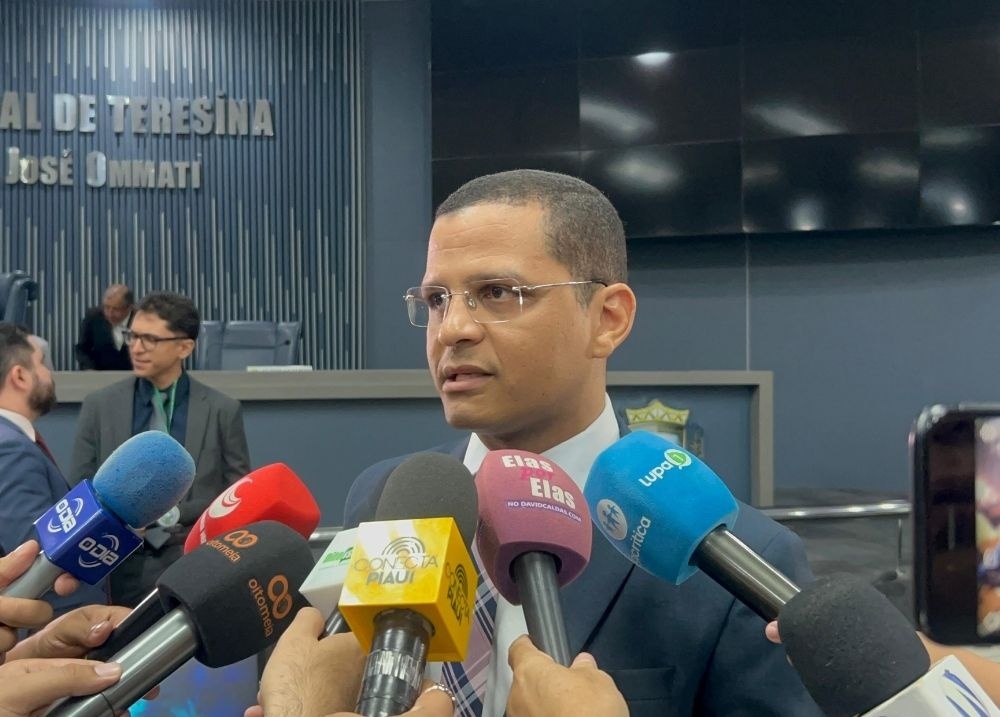Ismael Silva defende orçamento para educação e propõe creche no Centro de Teresina