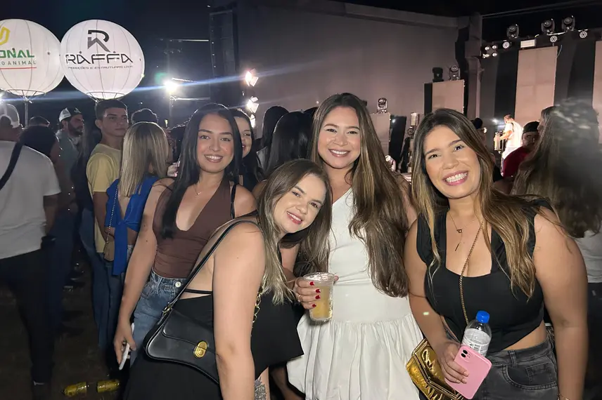 Júnior Macêdo, do Imepi, prestigia 1ª etapa do Campeonato Piauiense de Vaquejada